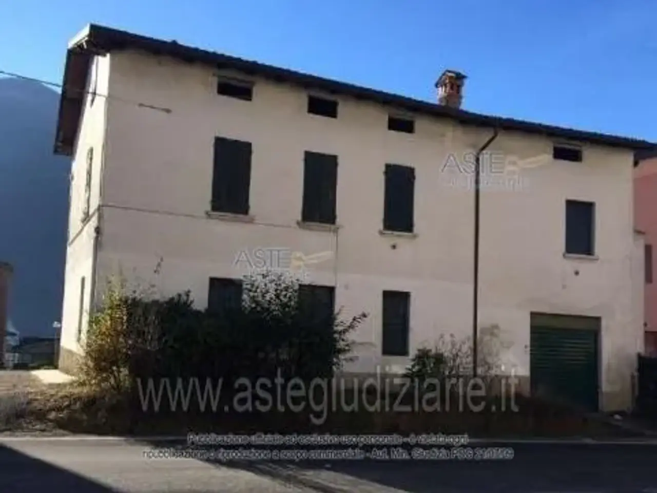 Garage in Via G. Garibaldi, 35, 25065 Lumezzane Bs, Italia 35, Lumezzane, {3} - Foto 1