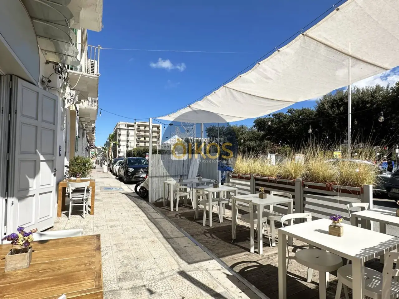 Esercizio commerciale in Piazza Vittorio Emanuele 39, Monopoli, {3} - Foto 1