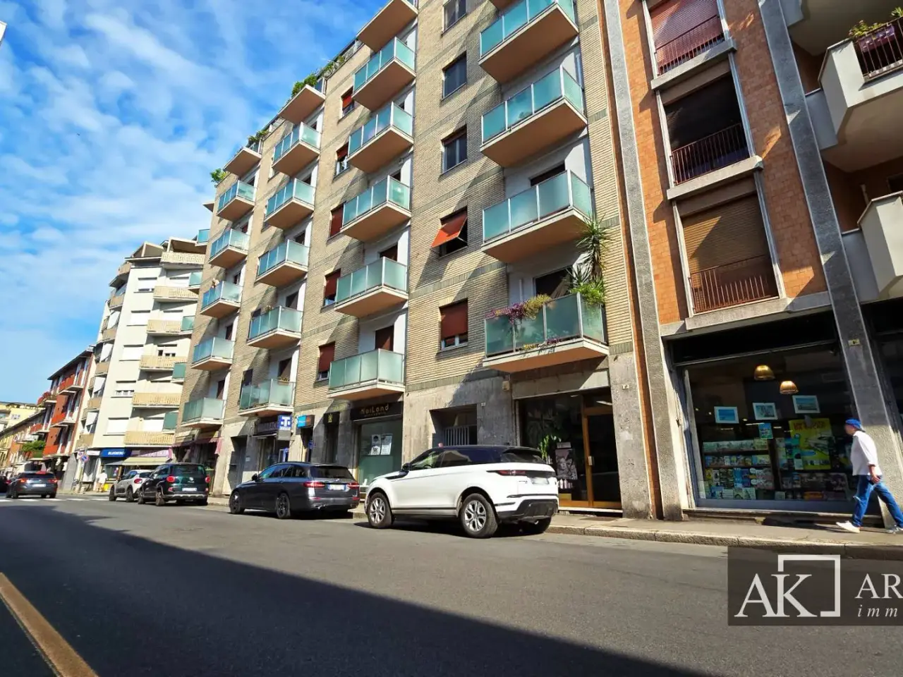 Negozio in Viale Roma 18/a, Novara, {3} - Foto 1
