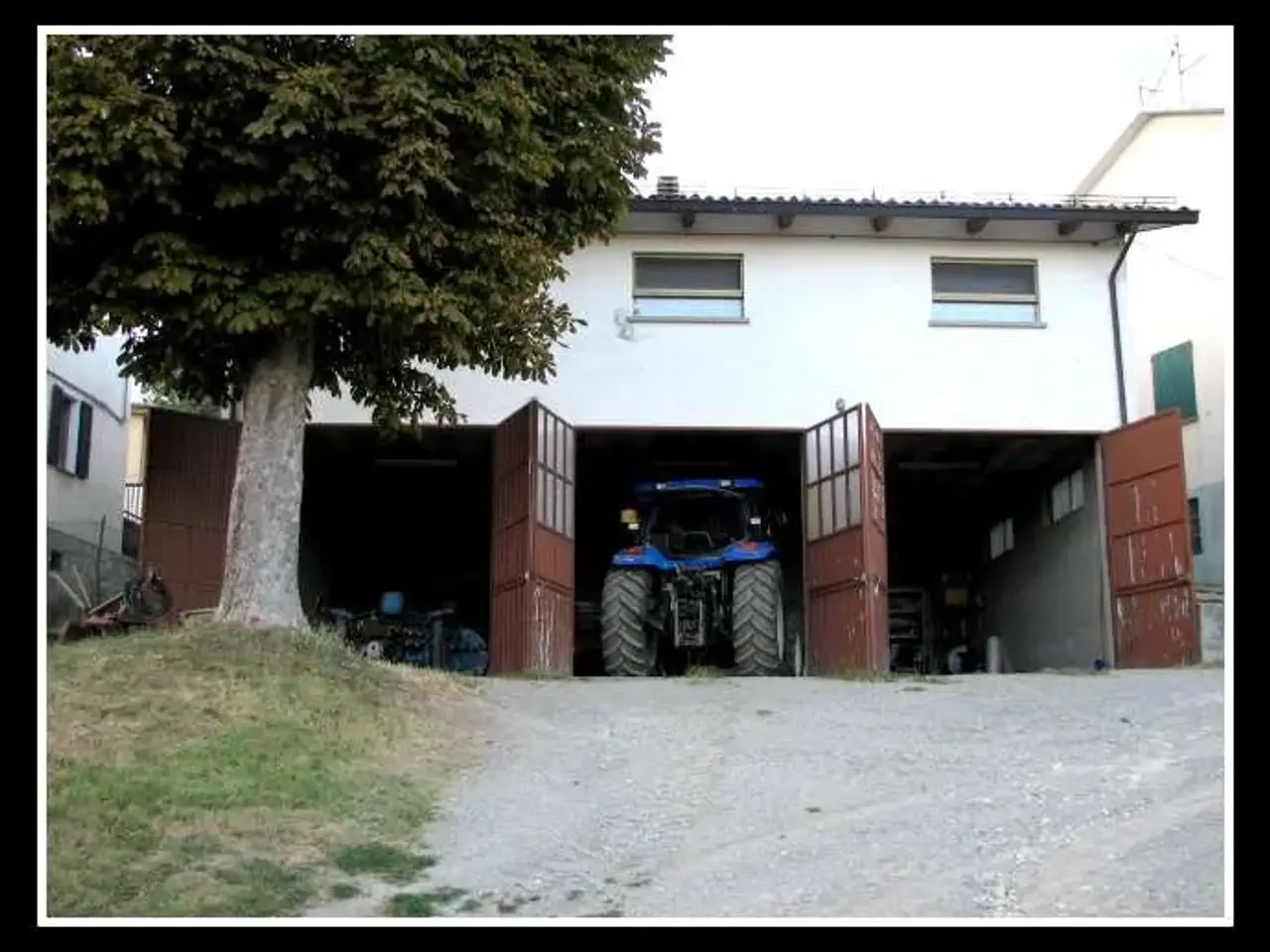 Locale commerciale in Strada Mozzano, Neviano Degli Arduini, {3} - Foto 1