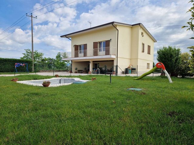 Villa in Via Napoleonica 9, Montichiari - Foto 1