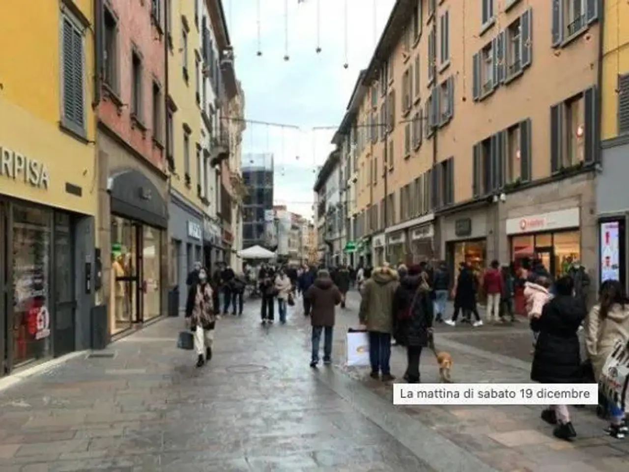 Locale commerciale in Via 20 Settembre, Bergamo, {3} - Foto 2