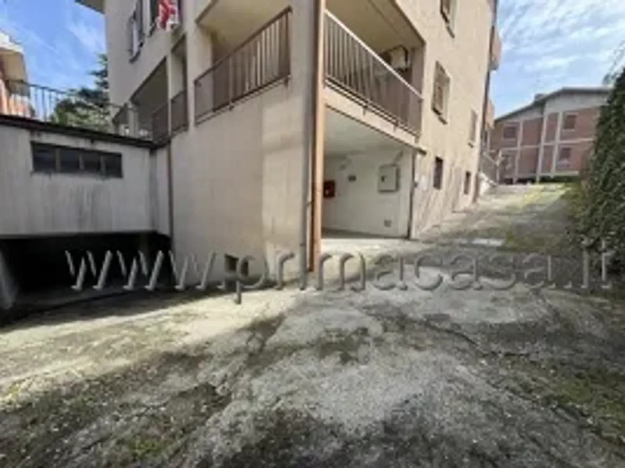 Parcheggio in Via Santini 36, Verona, {3} - Foto 1