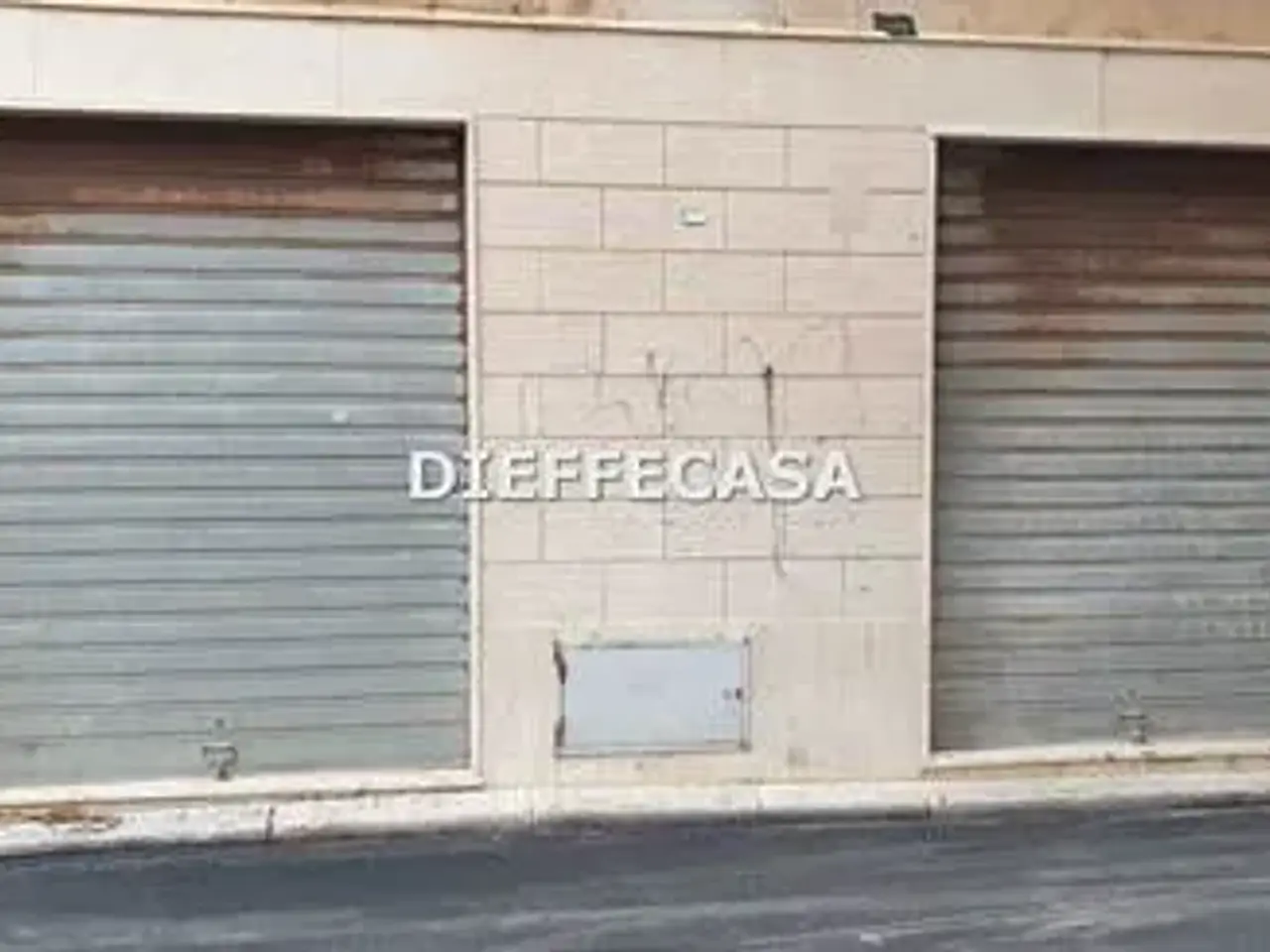 Negozio in Piazza Matteotti , Marsala (Tp), Marsala, {3} - Foto 1
