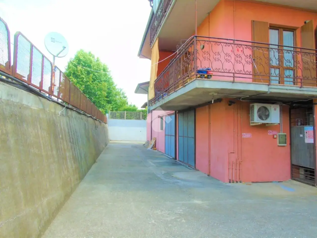 Magazzino in Via a. Moro 18, Poncarale, {3} - Foto 1