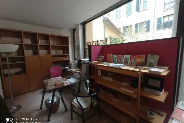 Gemeinschaftsbüro in Via Madonnina, Milano - Foto 1