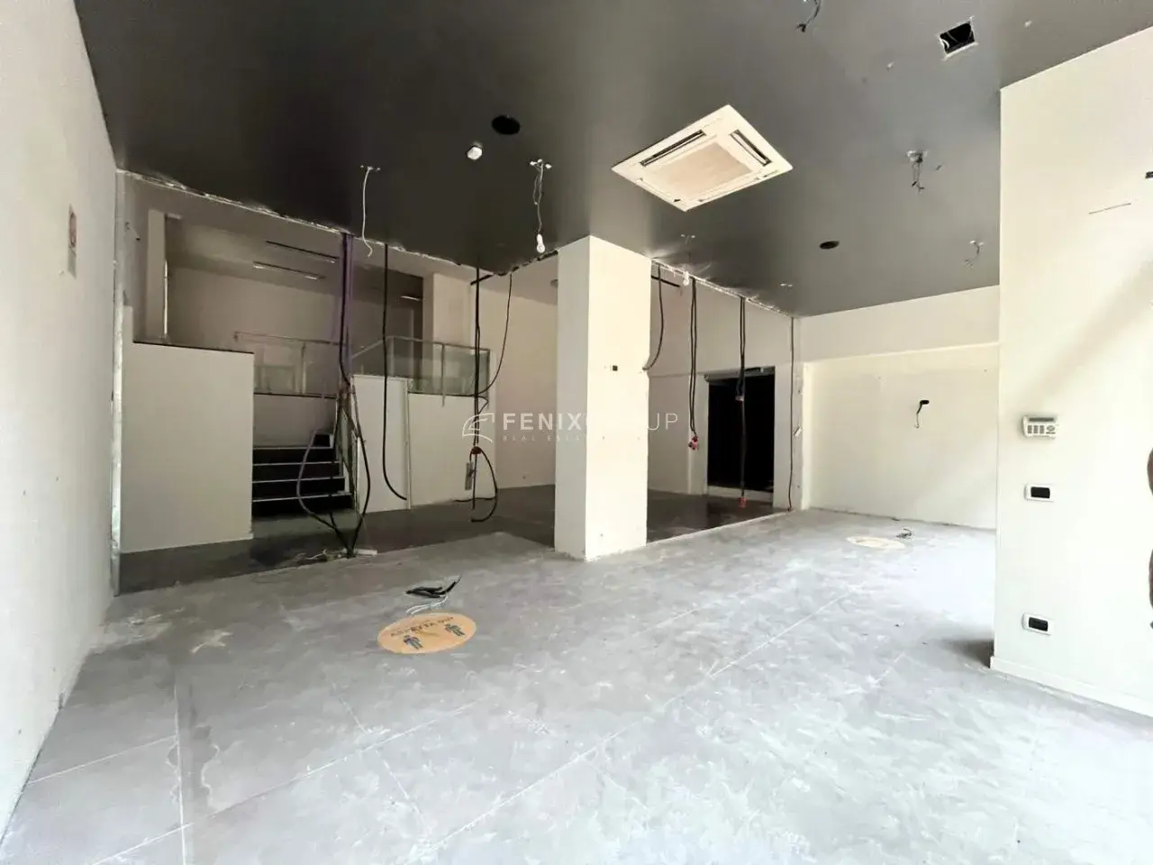 Palazzina commerciale in Viale Alcide De Gasperi 16, San Benedetto Del Tronto, {3} - Foto 2