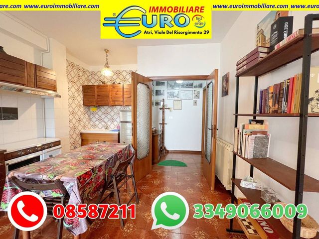 3-room flat in Via Antonio Finocchi, Atri - Photo 1