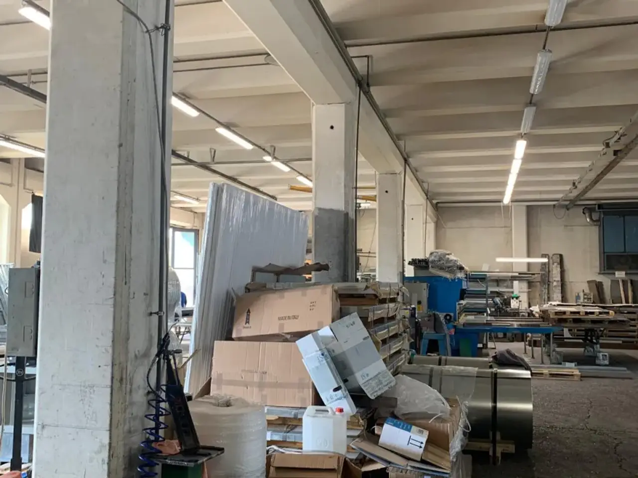 Capannone in Viale del Lavoro, Vigonza, {3} - Foto 1