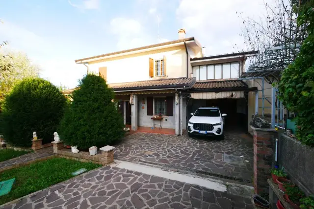 Villa in Via Giardini Nord, Serramazzoni - Foto 1