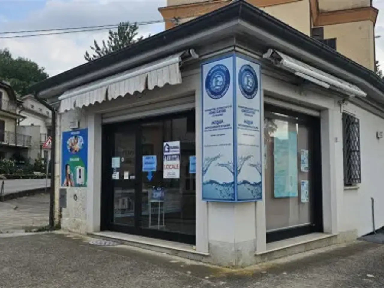 Negozio in Via Fontolfi 35, Perano, {3} - Foto 2
