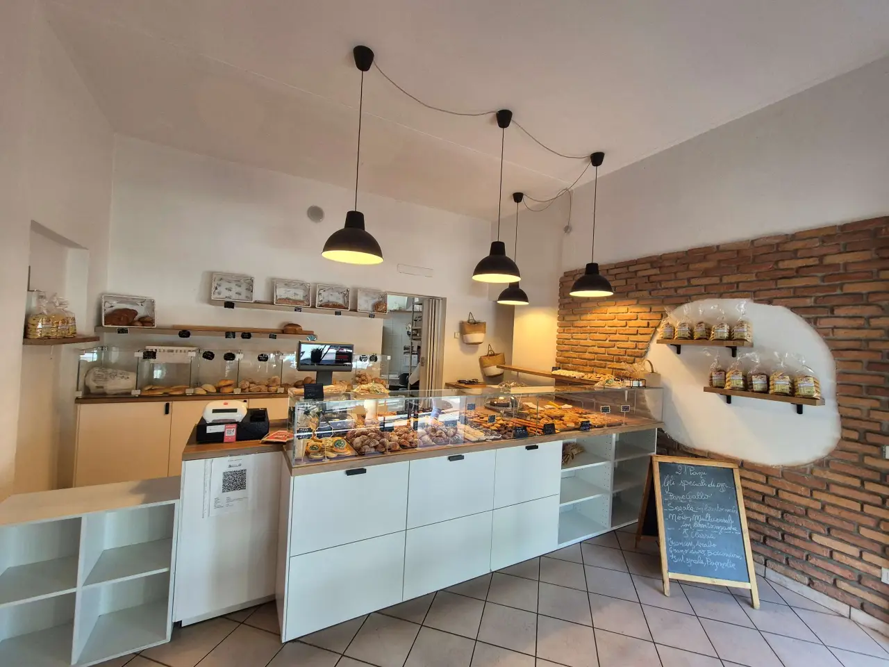 Panificio - Pastificio in Via Porta, Saronno, {3} - Foto 2