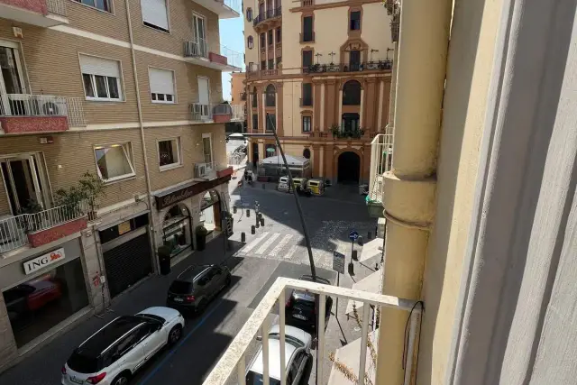 3-room flat in Via Cimarosa, Napoli - Photo 1