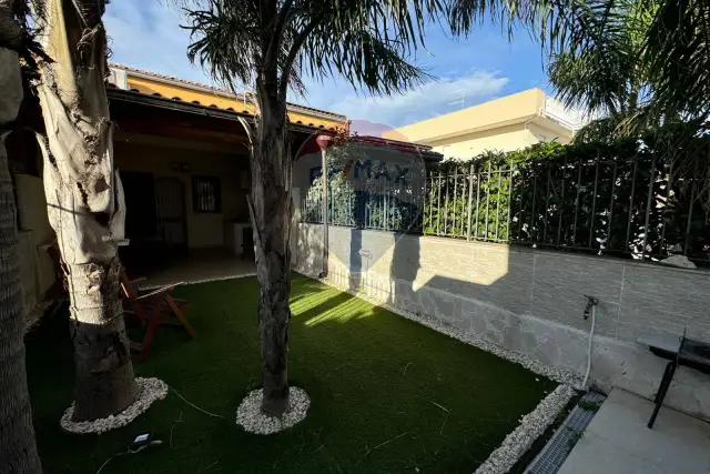 Villa a schiera in vendita, Via Bove Marino Snc, Noto - Foto 1