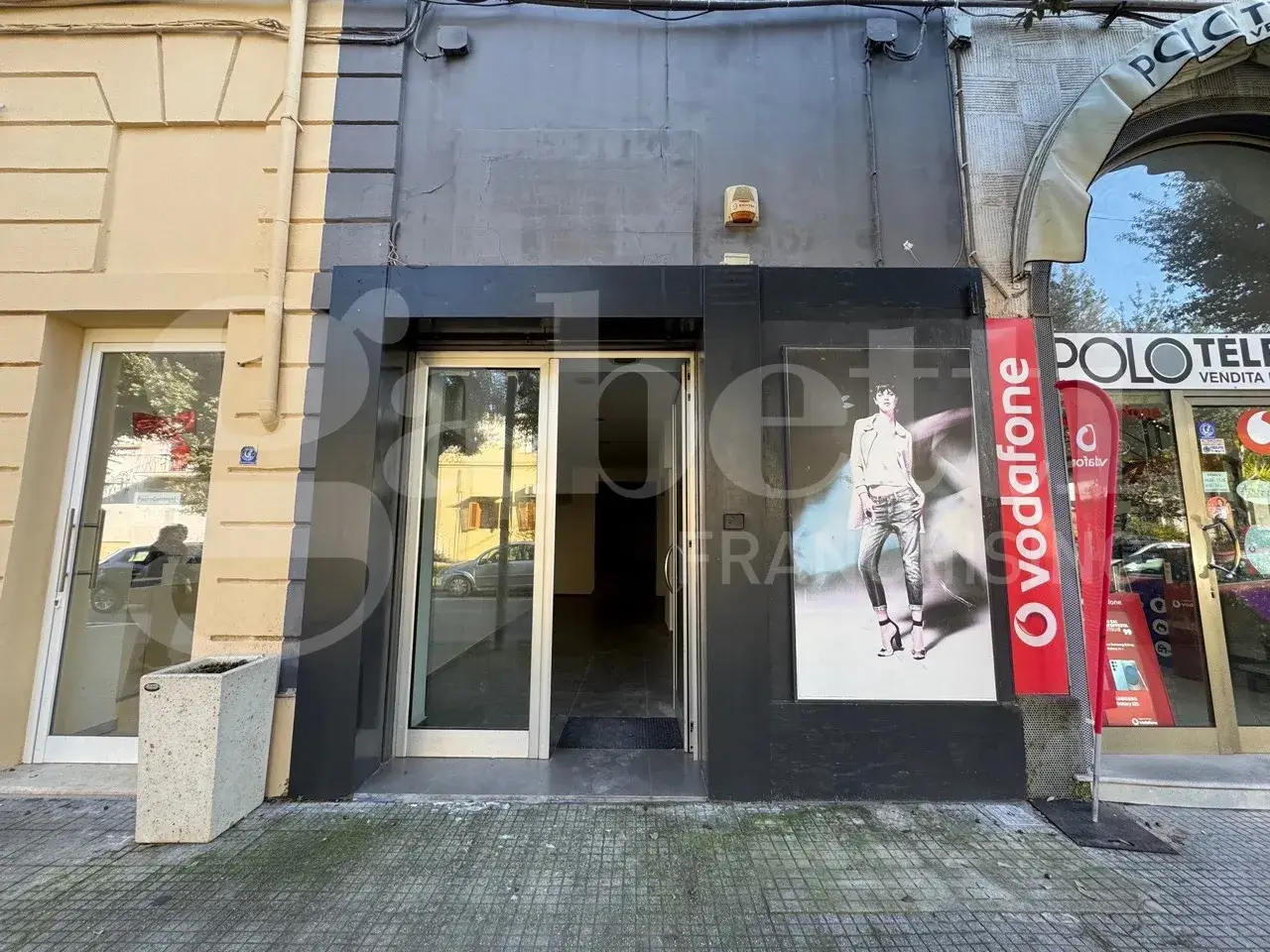 Negozio in Via Corso Galliano  24, Nardo', {3} - Foto 1