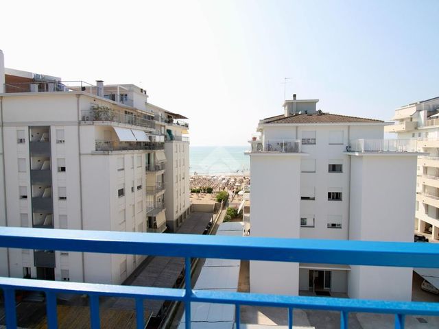 4-room flat in Via Padova 74, Jesolo - Photo 1