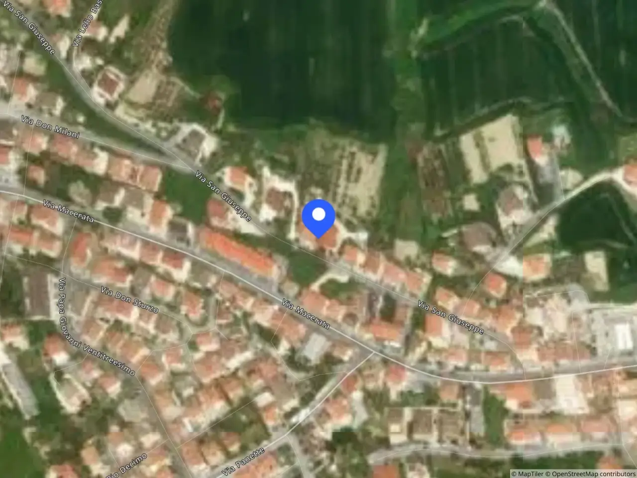 Magazzino in Via San Giuseppe 120 120, Monte San Giusto, {3} - Foto 1