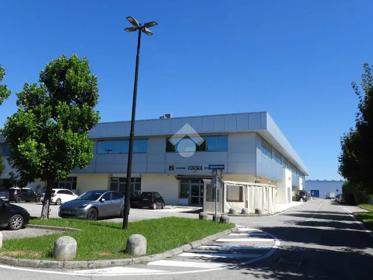 Ufficio in Via Enrico Fermi 15, Asolo, {3} - Foto 1