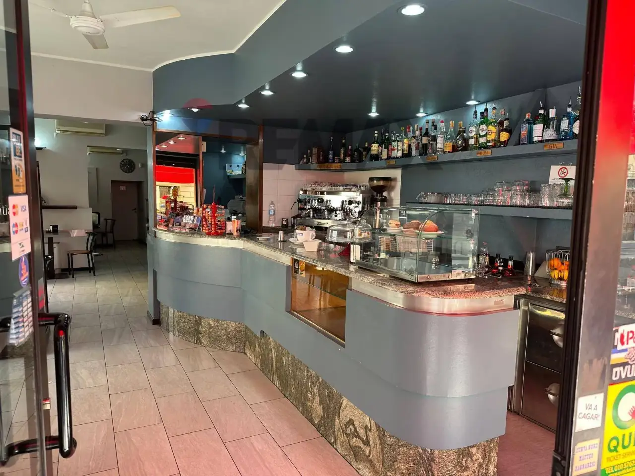 Bar in Strada Nino Bixio 96/a, Parma, {3} - Foto 1