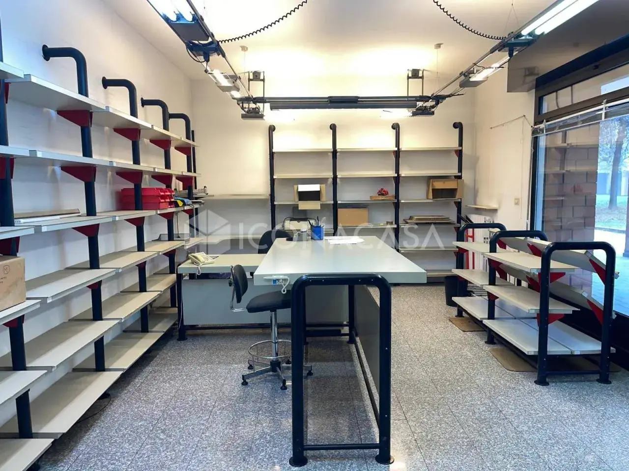 Negozio in Viale Abramo Lincoln 44a, Bologna, {3} - Foto 2