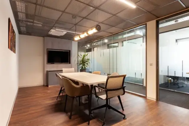 insertion image