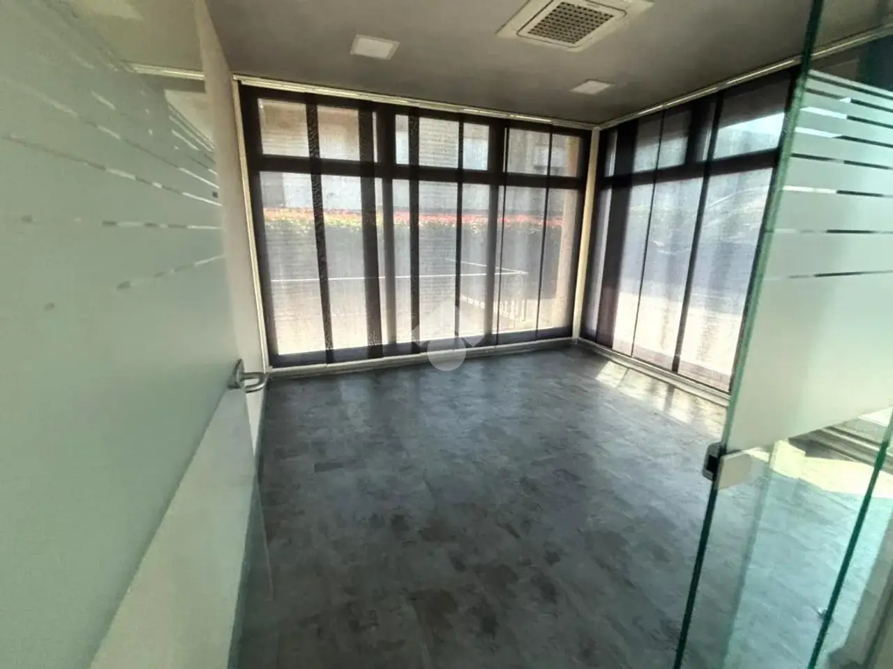 Negozio in Via Roma 48, Ponte San Nicolo', {3} - Foto 1