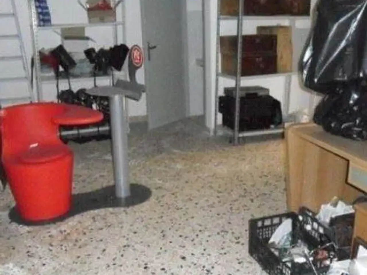 Magazzino in , Carini, {3} - Foto 2