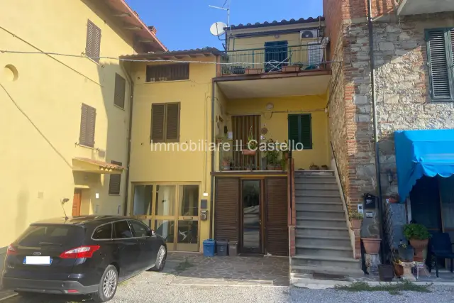 Terraced house in Via Santa Maria, Castiglione del Lago - Photo 1