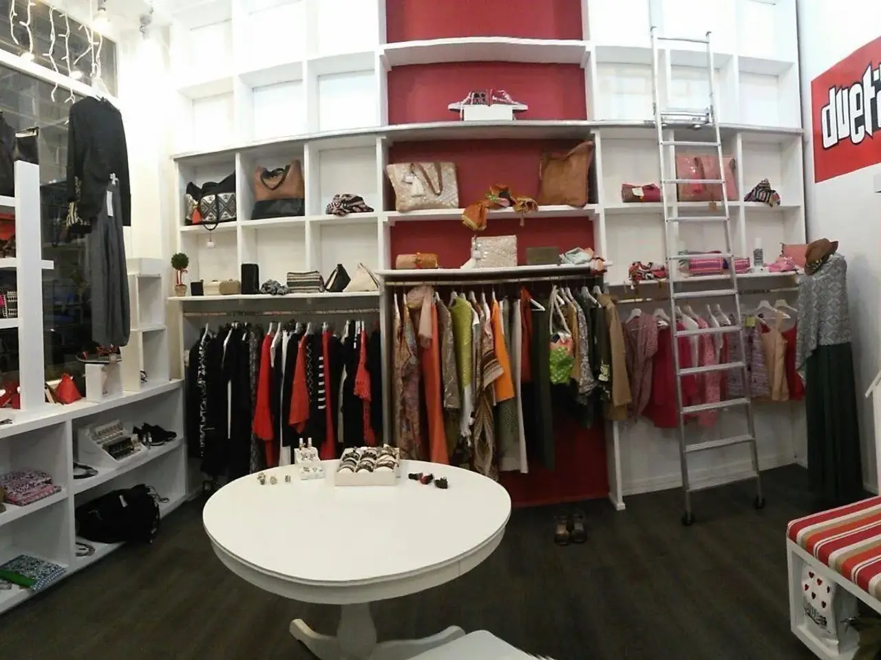Locale commerciale in Via Crati 17 Roma, Roma, {3} - Foto 2