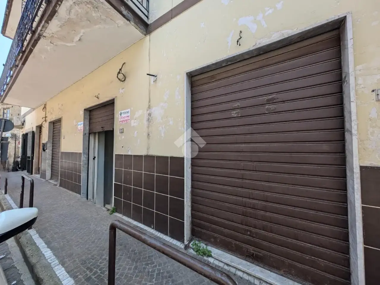 Negozio in Via Dante Alighieri 7, San Marco Evangelista, {3} - Foto 2