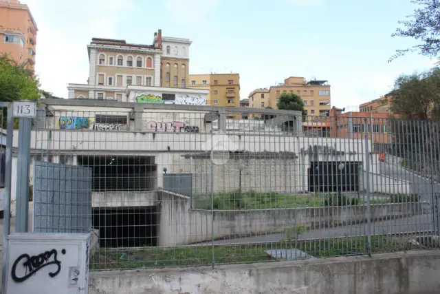 Box in Viale dei Quattro Venti 121, Roma - Foto 1