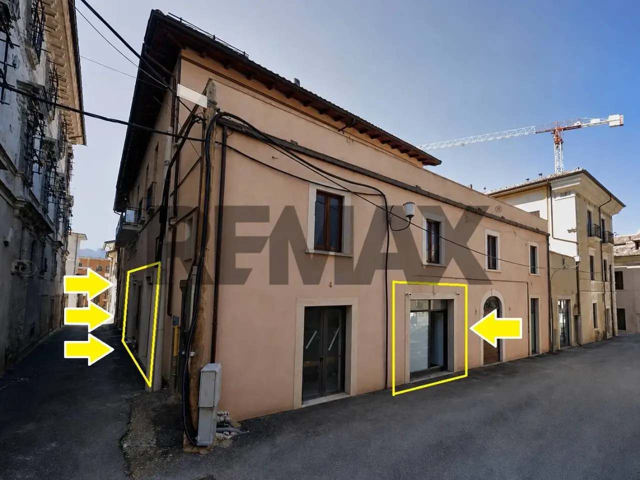 Negozio in Via Bazzano 7, L'Aquila, {3} - Foto 1