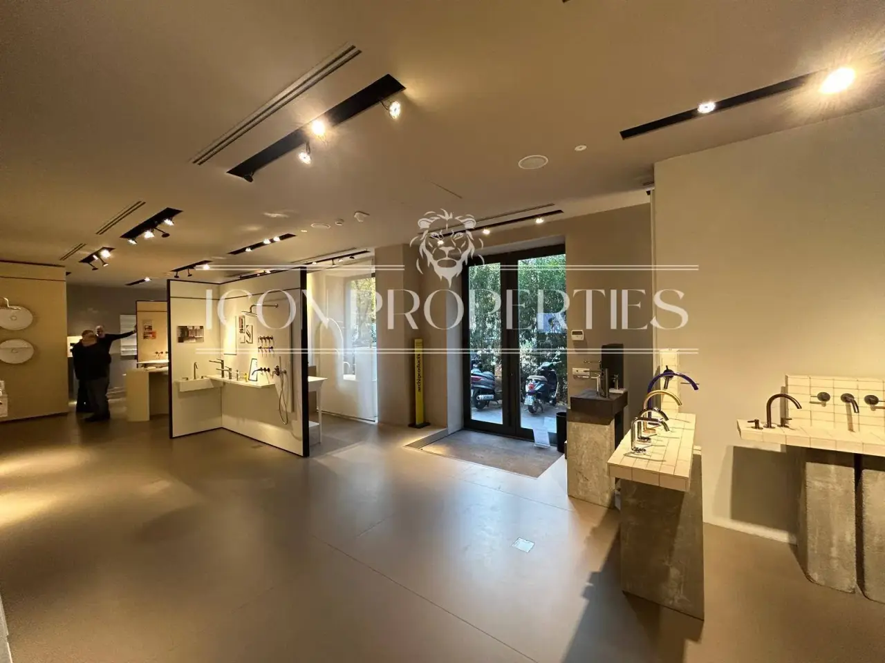 Negozio in Via Gerolamo Tiraboschi, Milano, {3} - Foto 1