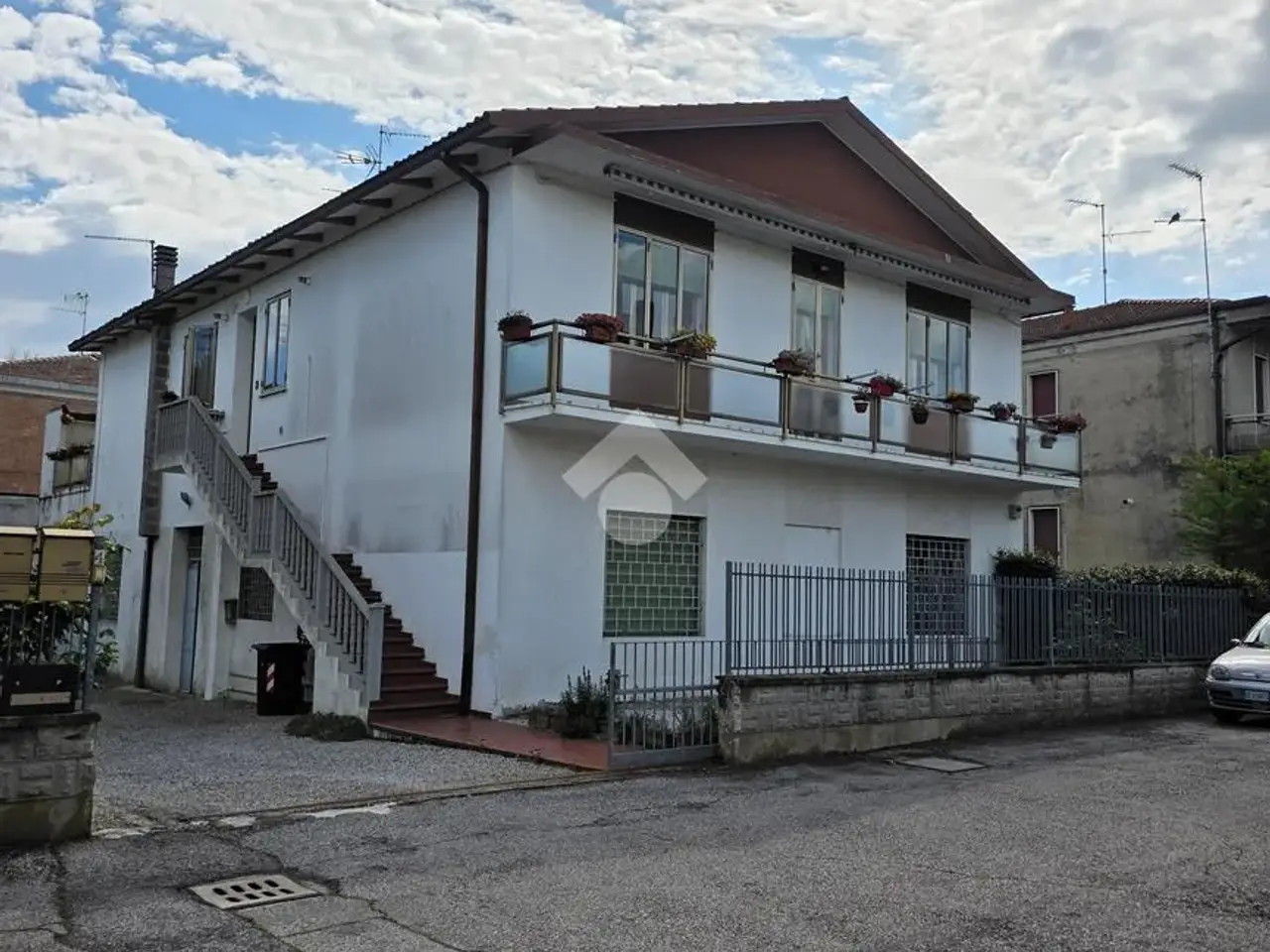 Magazzino in Via Giusti 4, Bondeno, {3} - Foto 2