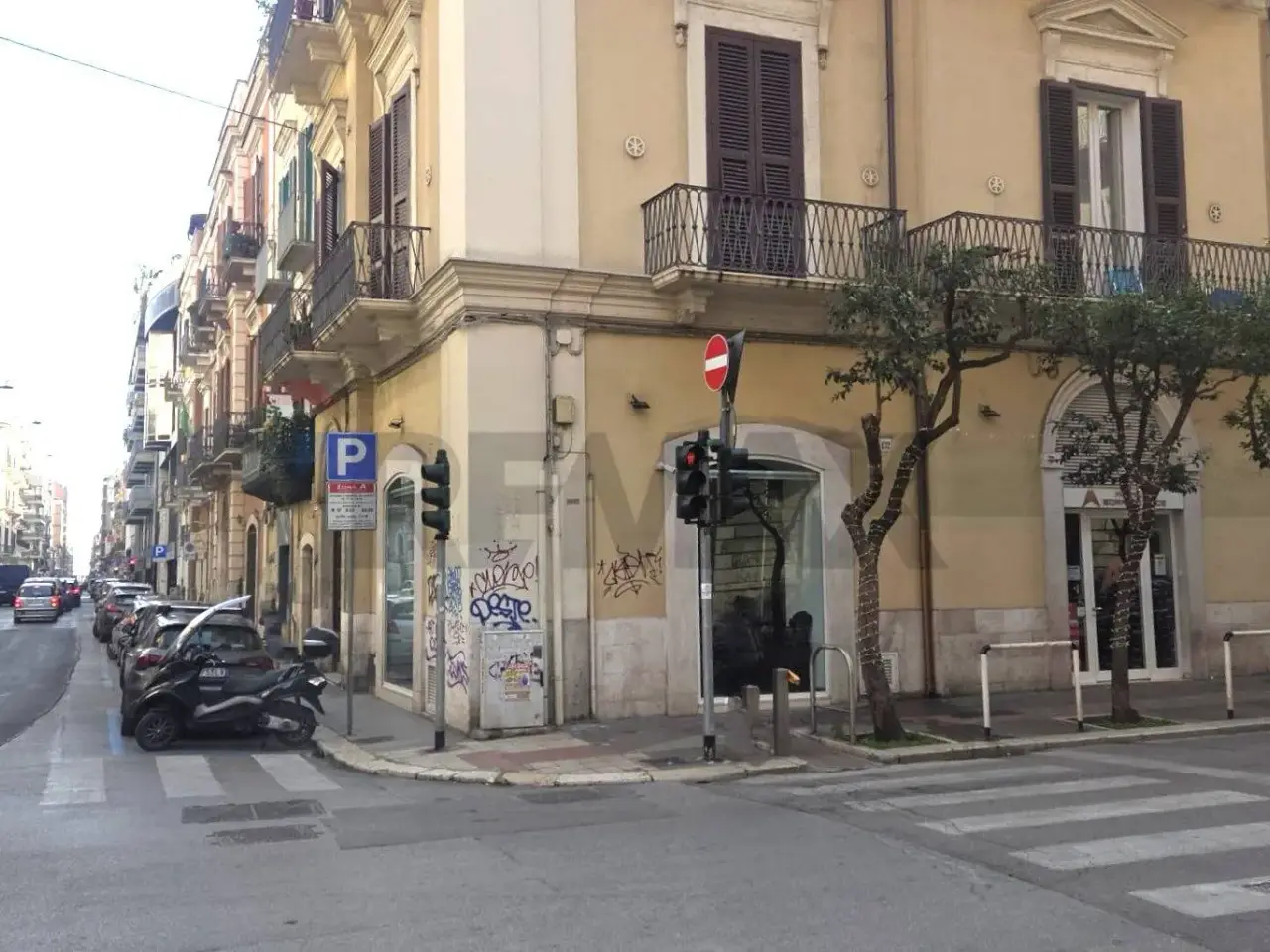 Negozio in Via De Rossi 134, Bari, {3} - Foto 1