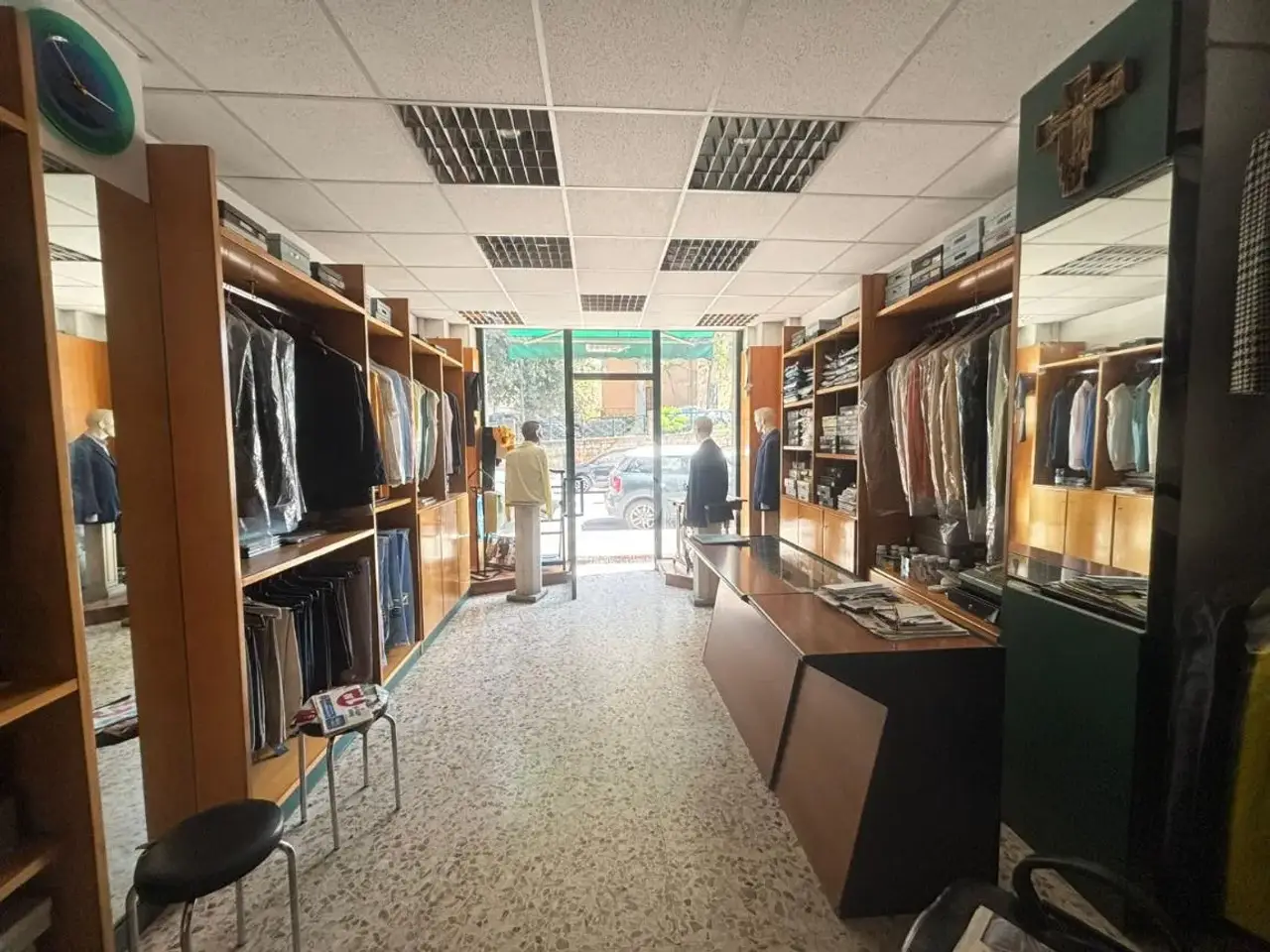 Negozio in Via Sertorio Quattromani 39, Cosenza, {3} - Foto 2