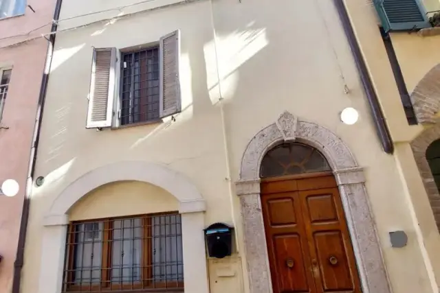 4-room flat in Via Alarico Silvestri Snc, Amelia - Photo 1