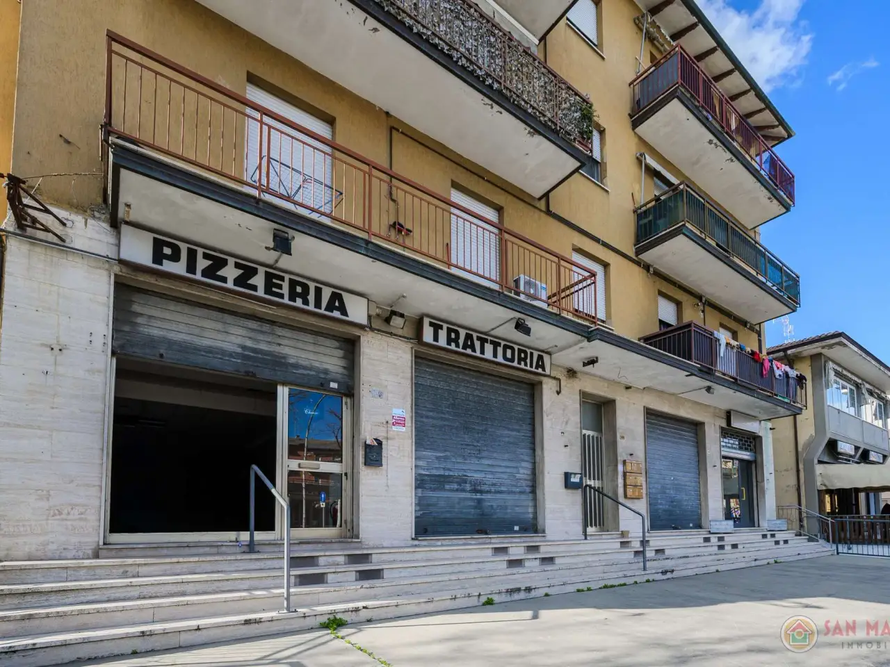Negozio in Via Cento 160, San Giovanni In Persiceto, {3} - Foto 1