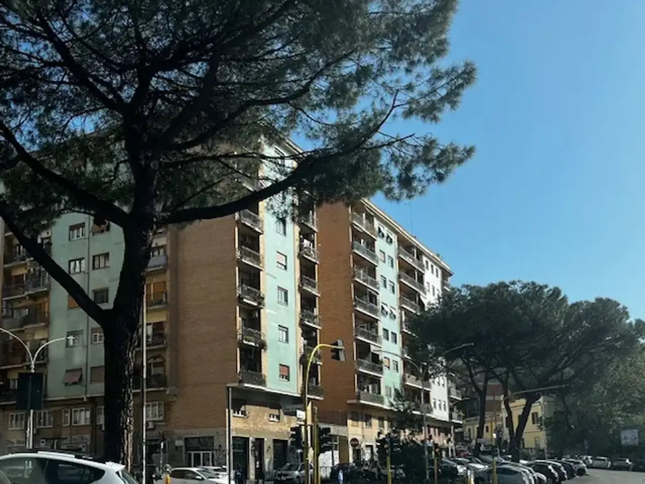 Negozio in Via Gaspare Gozzi 203, Roma, {3} - Foto 1
