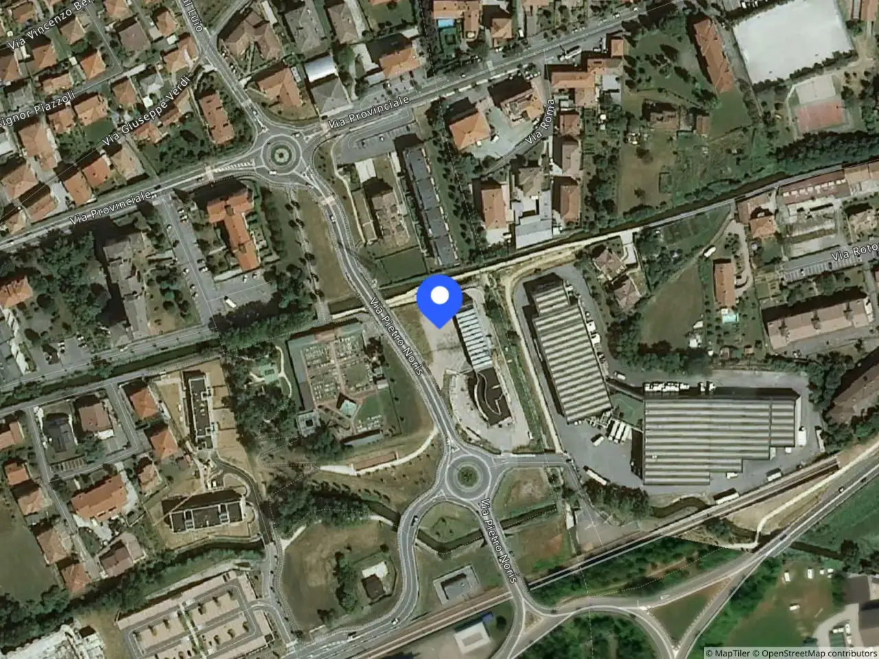 Fabbricato misto in Via Missionario Pietro Noris, 9, 24022 Alzano Lombardo Bg, Italia 9, Alzano Lombardo, {3} - Foto 1