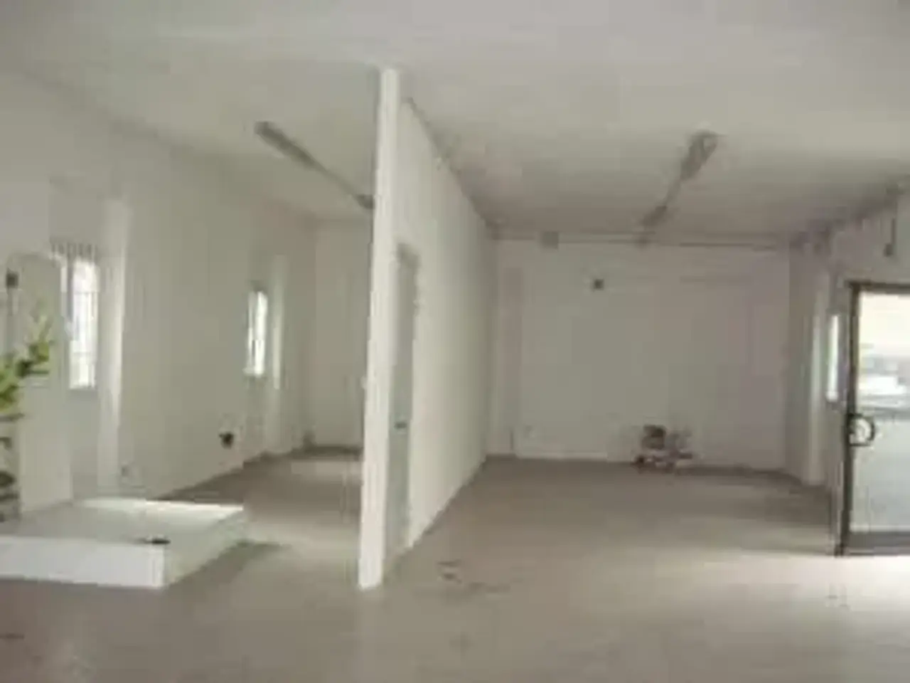 Esercizio commerciale in , Sansepolcro, {3} - Foto 2