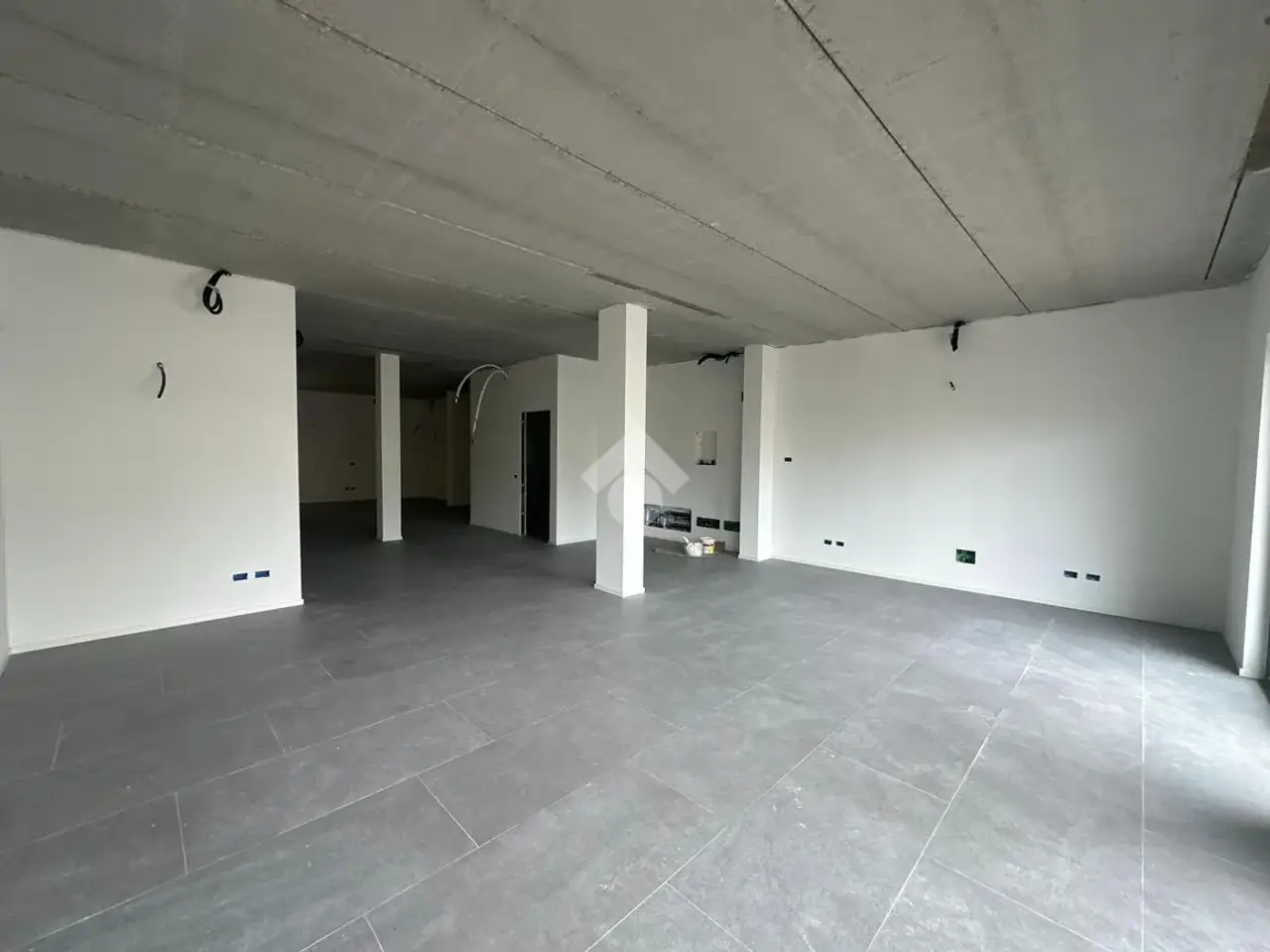 Ufficio in Piazza della Costituzione, Riva Del Garda, {3} - Foto 2