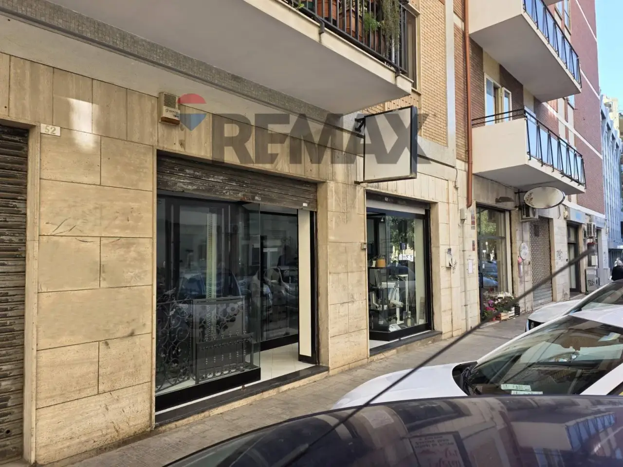 Negozio in Via Tommaseo 54, Cagliari, {3} - Foto 1