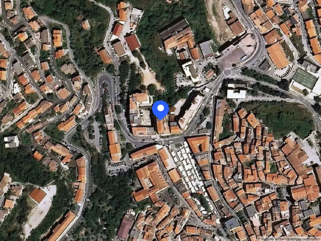 Fabbricato misto in Via Vittorio Veneto, 42, 07014 Ozieri Ss, Italia 42, Ozieri, {3} - Foto 1