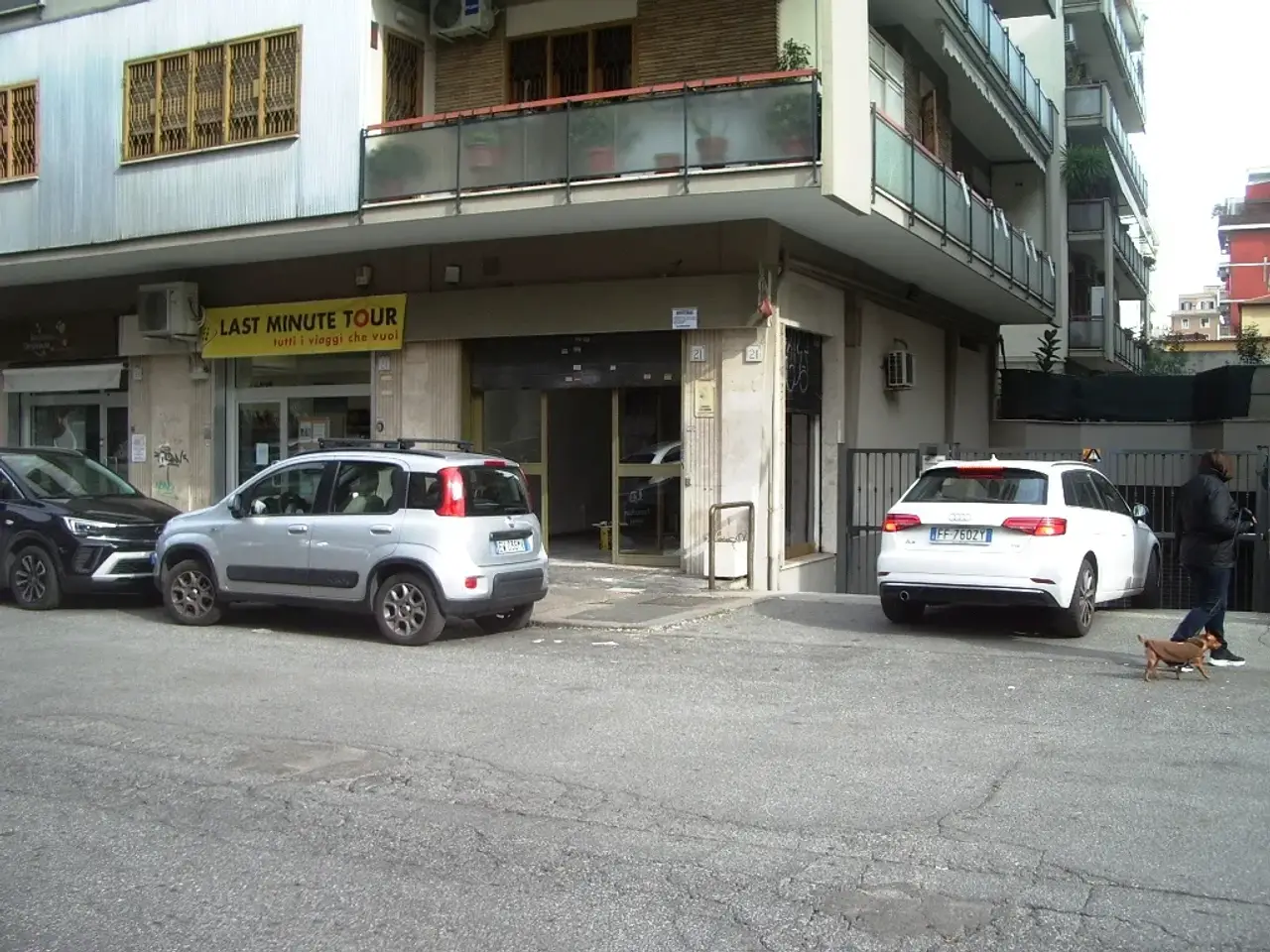 Negozio in Via Marco Tabarrini 21, Roma, {3} - Foto 1