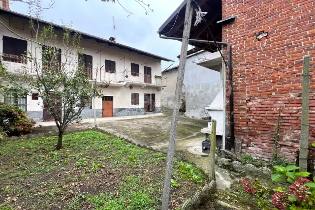 Casa indipendente in Via Motta, Mazzè - Foto 1