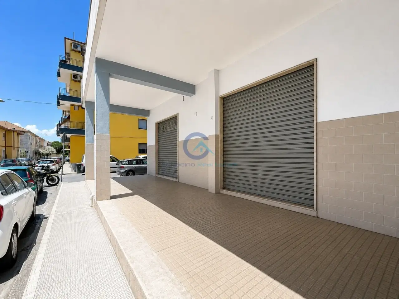 Negozio in Via Genova 50, Catanzaro, {3} - Foto 1