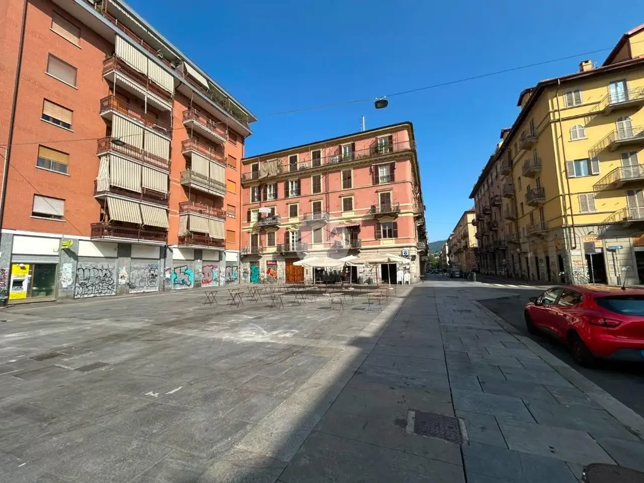 Negozio in Piazza Santa Giulia, Torino, {3} - Foto 2