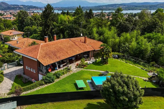 Villa in Via Oleggio Castello, Arona - Foto 1