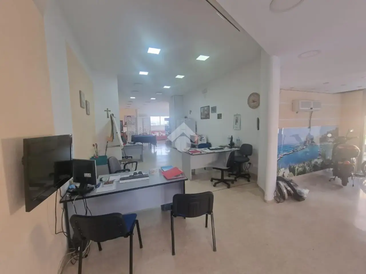Negozio in Corso dei Mille 113, Alcamo, {3} - Foto 2